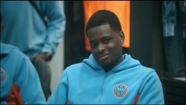 Running Point (Hindi) - Season 01 Episode 10